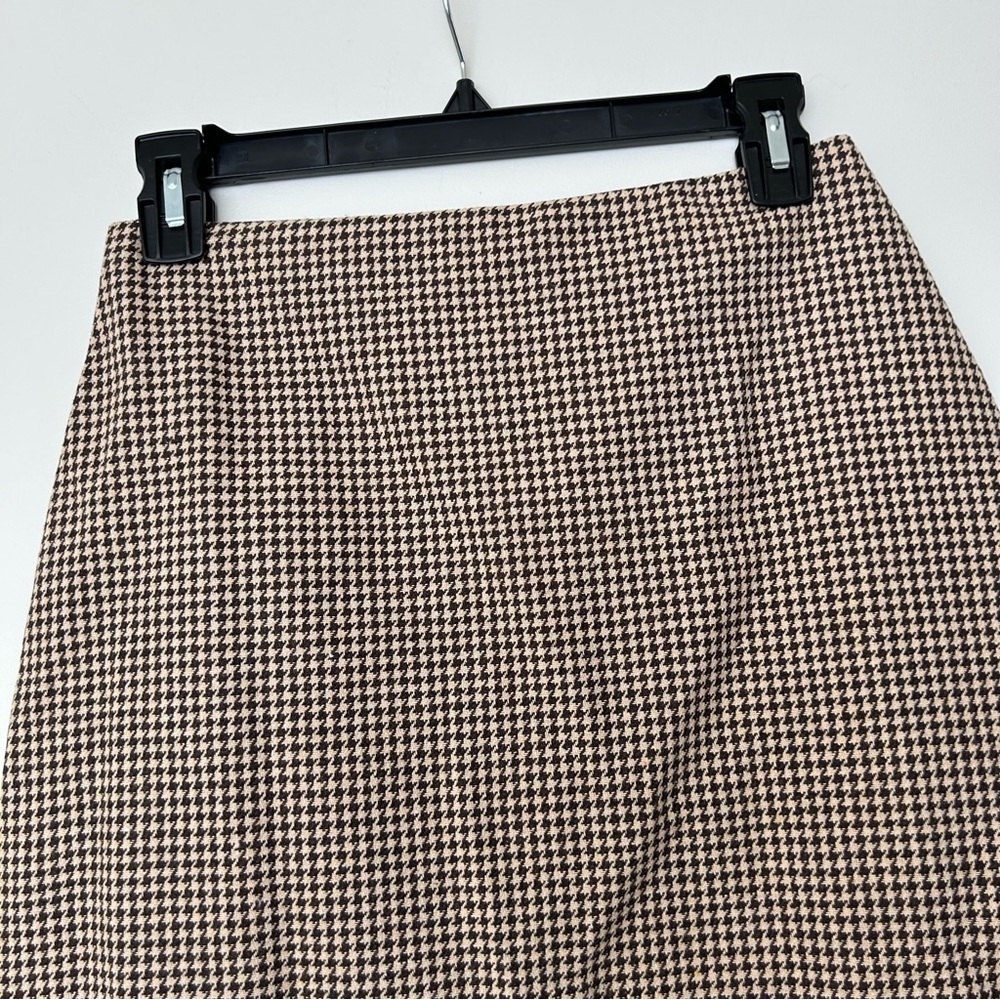Shein Houndstooth Mini Skirt - Picture 2 of 7